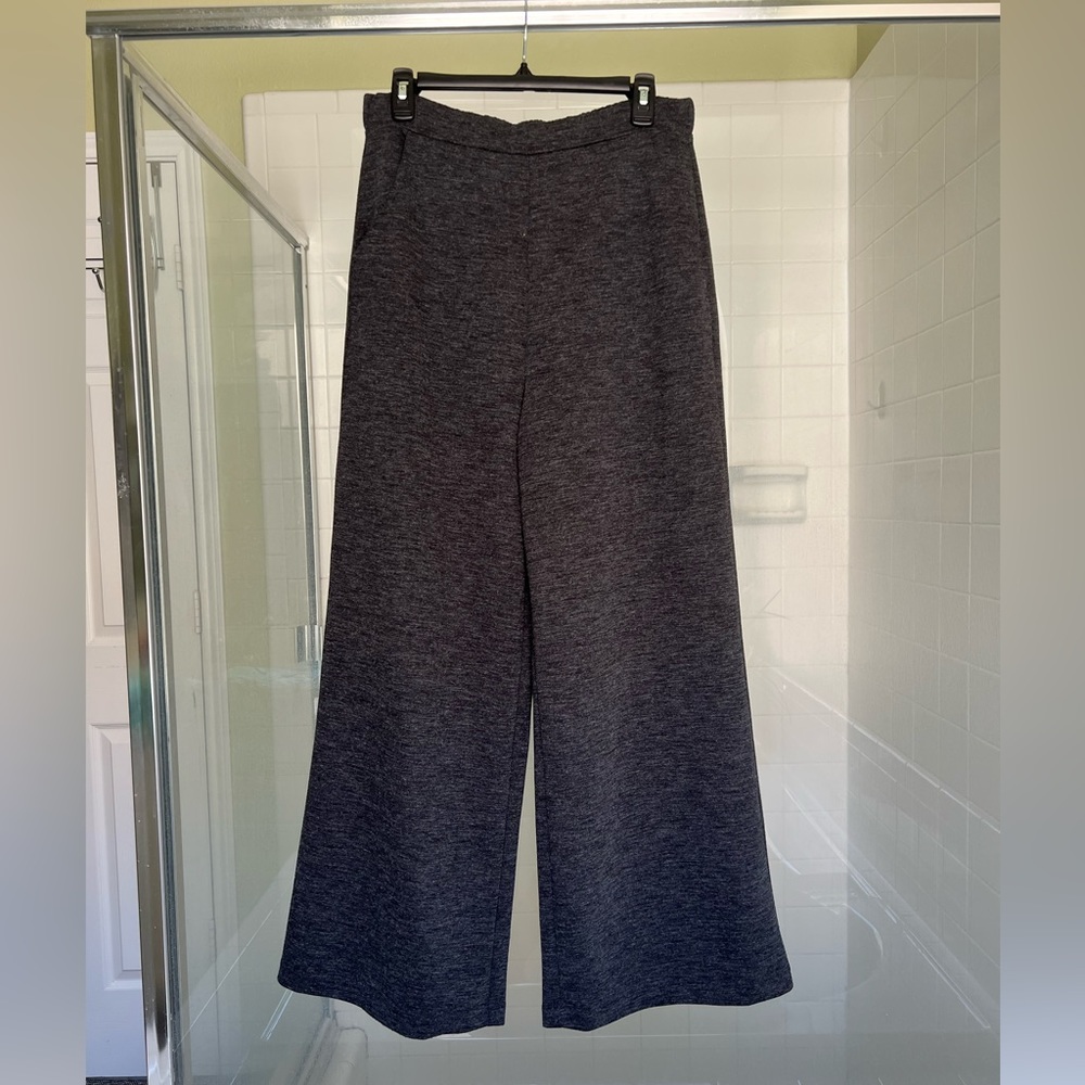 Wide leg pants, size M
